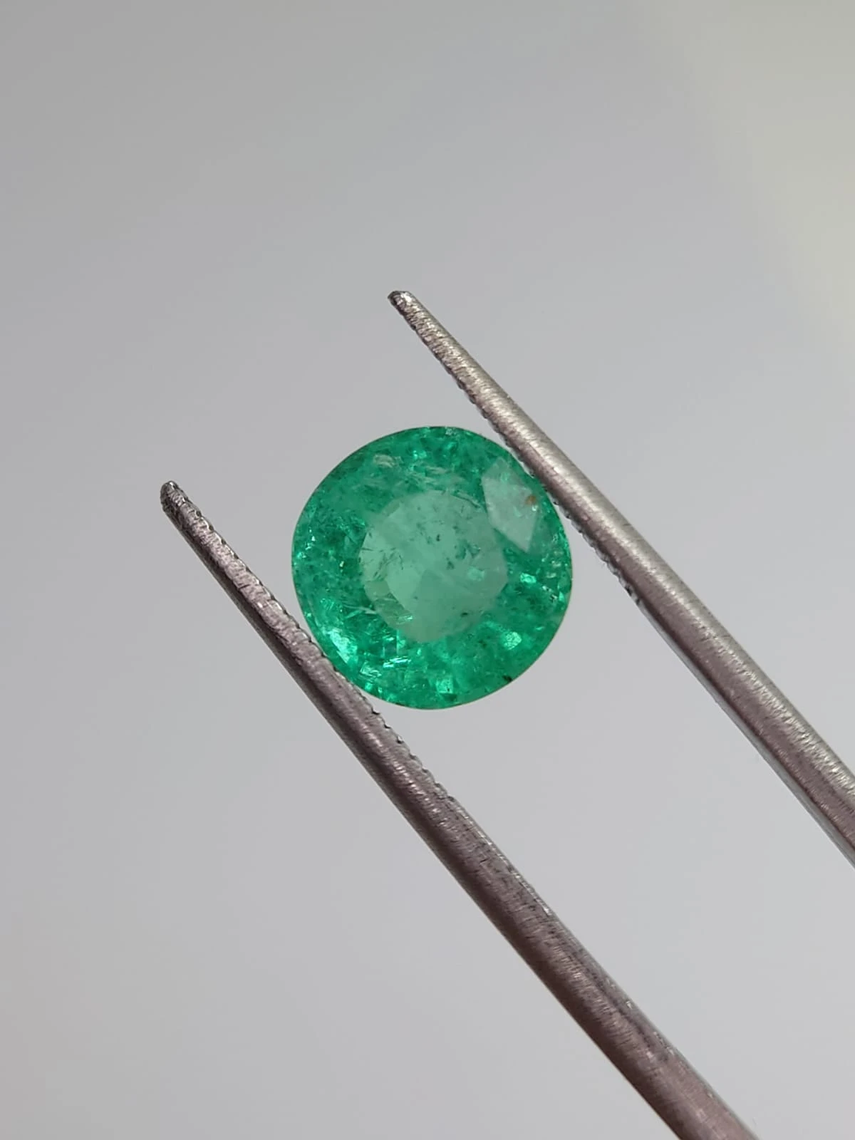 2.65ct Natural Green Emerald Round Cut From Panjshir Afghanistan — view 5